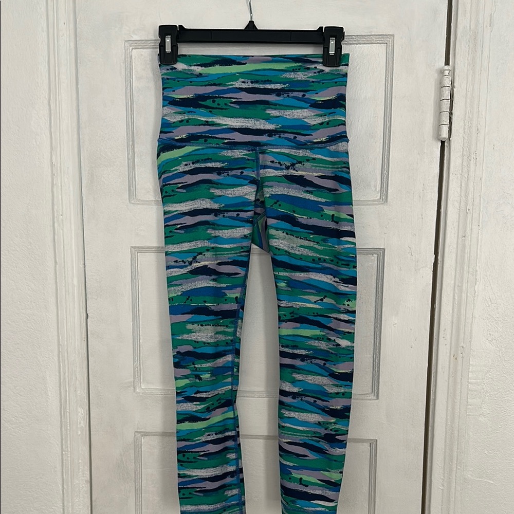 lululemon athletica Capri Multicolor Patterned Leggings
